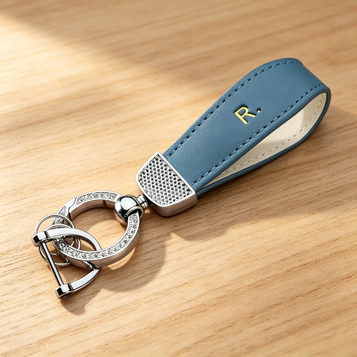 Luxus-Autoschlüsselanhänger mit Strass-Anhänger, Leder-Schlüsselring-Halter, Taschen- und Gepäck-Charm, Geschenk für Frauen und Männer, Mädchenhaft, Zinklegierung 2026 – Detail 7