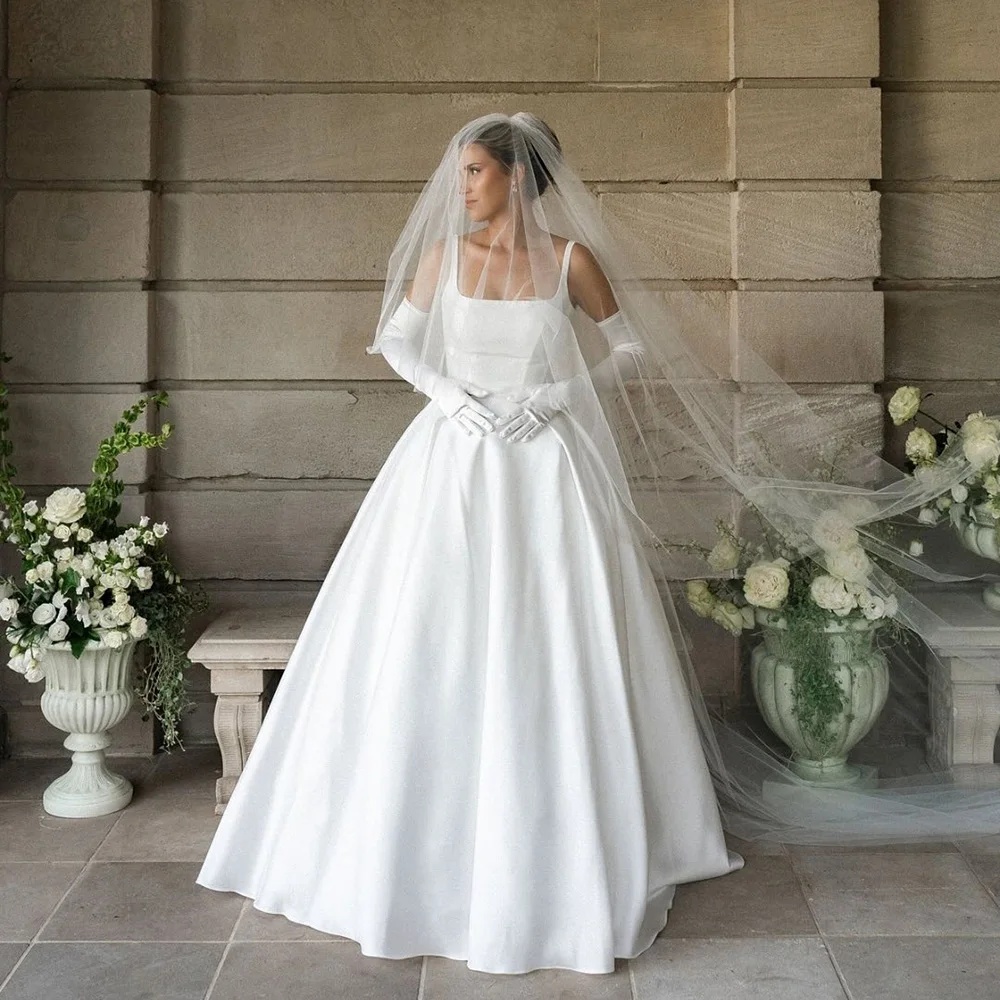 

A Line Wedding Dresses Women's Square Neck Bridal Gowns Formal Bride Dress Sleeveless Satin Wedding Party Dress Customized