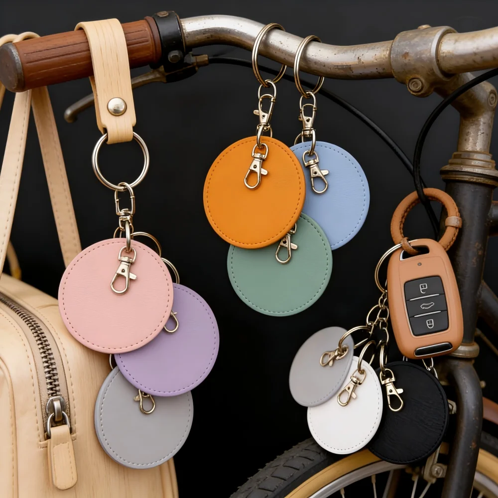 

Creative Circular Leather Keychain Pendant DIY Bag Pendant with Compressible Keyring Personalized Gift Accessory Customization