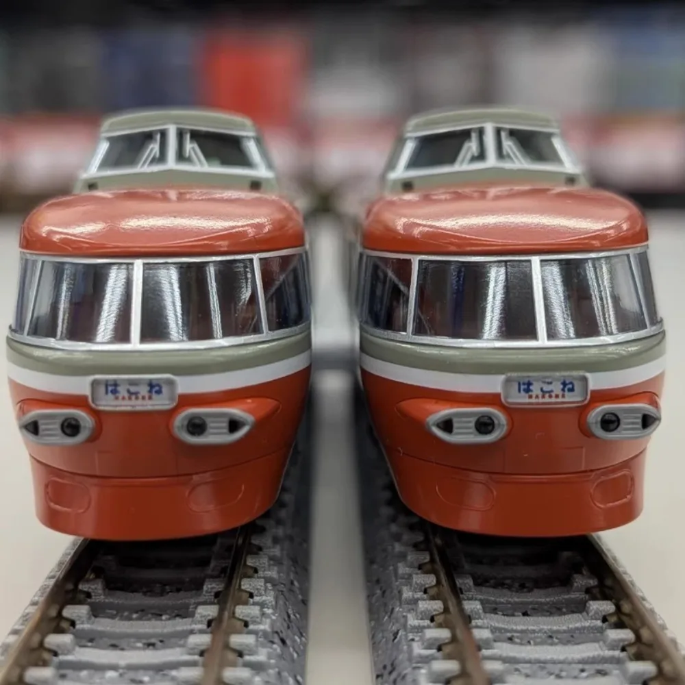 KATO N Scale 1/160 Train Model, NSE Type 3100 Series Odakyu Romancecar 11-car Set with Motor Train Set Boys' Toy Gift