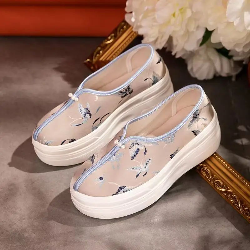 Woman's Ethnic Style Platform Wedges Canvas Shoes Soft Sole Round Toe Rrtro Height Incresing Shoes Shallow Slip On Hanfu Shoes