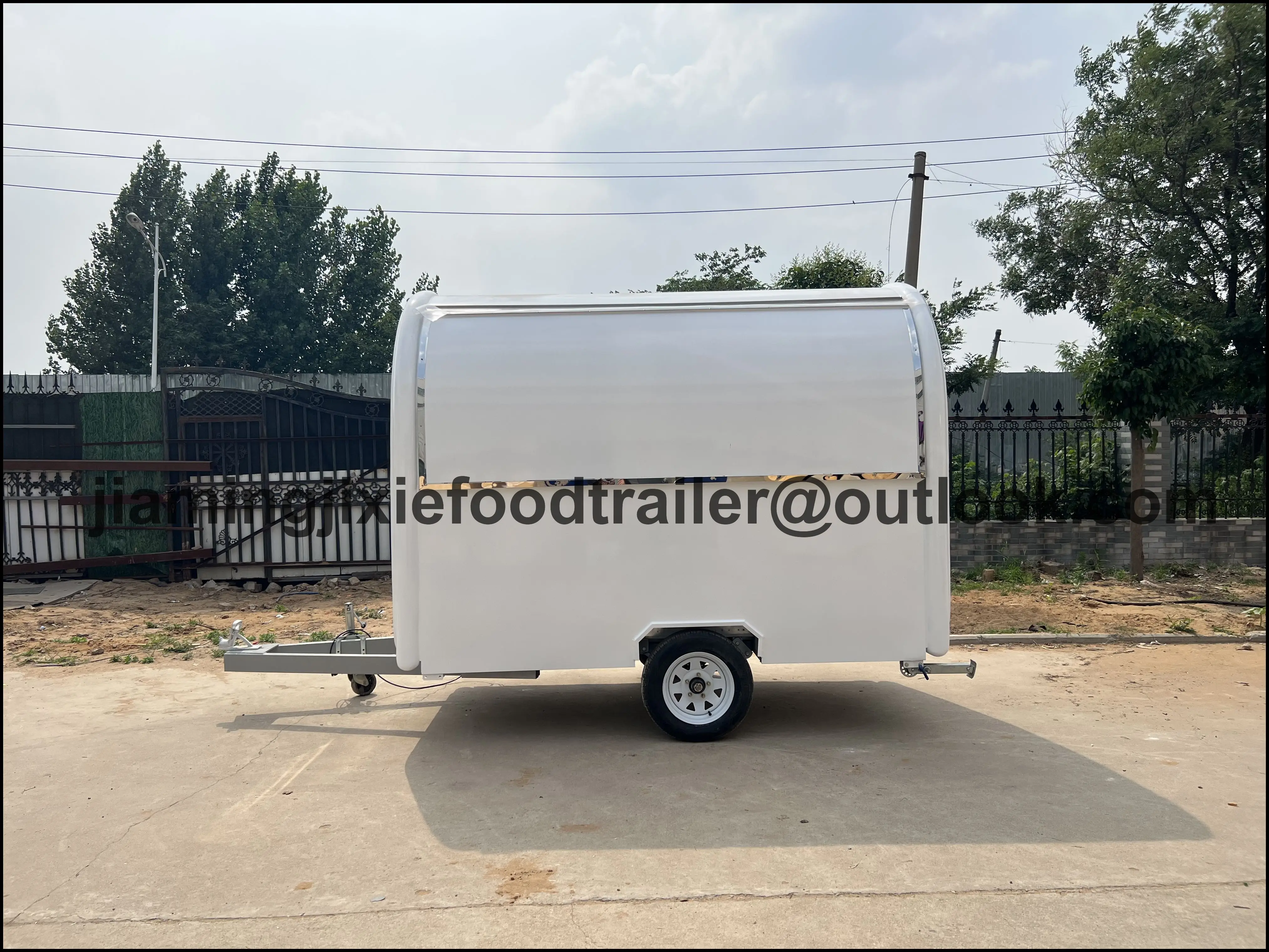 

Highly Customized Robust Towable Food Trucks Mobile Food Trailer 30 Ton Food Trailer Field Kitchen Ice Cream Food Truck
