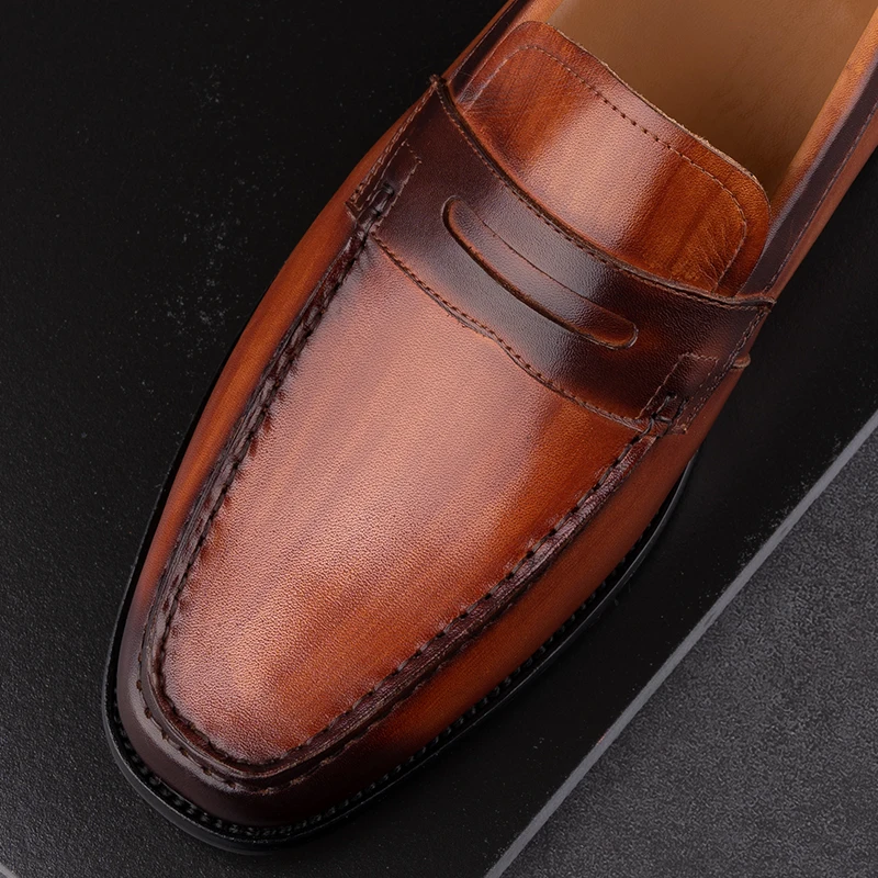 Casual Leather Men Shoes British Style Dress Shoes For Office Business Classic Bubber Outsole Slip On Comfortable Men Loafers