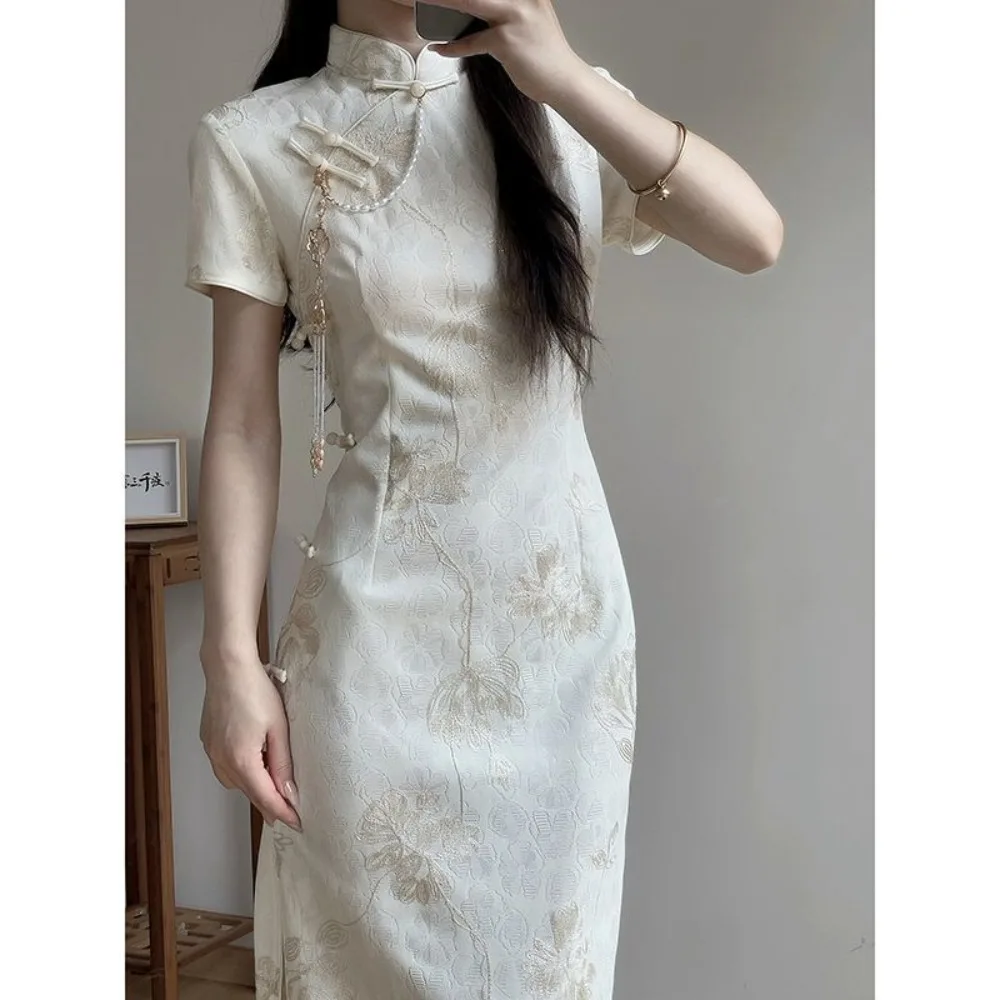 

Миниатюрное кружевное Cheongsam 2025, винтажное облегающее платье в стиле ретро, повседневное молодежное современное Ципао для женщин