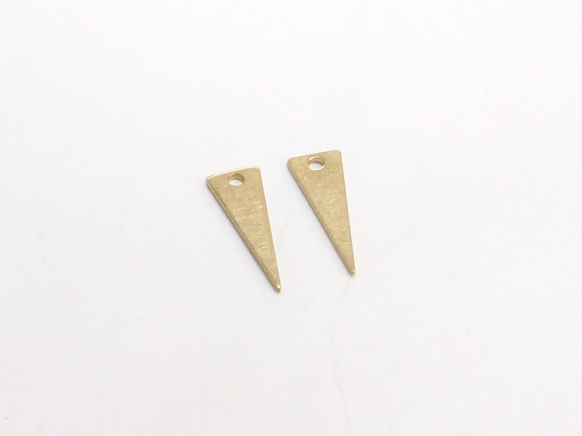 50pcs Brass charm earring finding Triangle brass dangle charm 17.5x6mm Raw brass findings R606