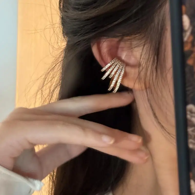 Zirconia Multilayer Ear Clips For Women Exquisite Sparkling Crystal Non Piercing