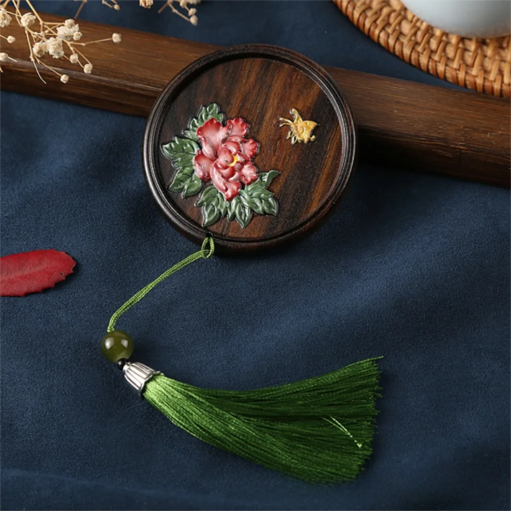 

Portable Chinese Style Handheld Mirror Magpie Fish Wooden Cosmetic Mirror Flower Emboss Round Pocket Makeup Mirror Vacation