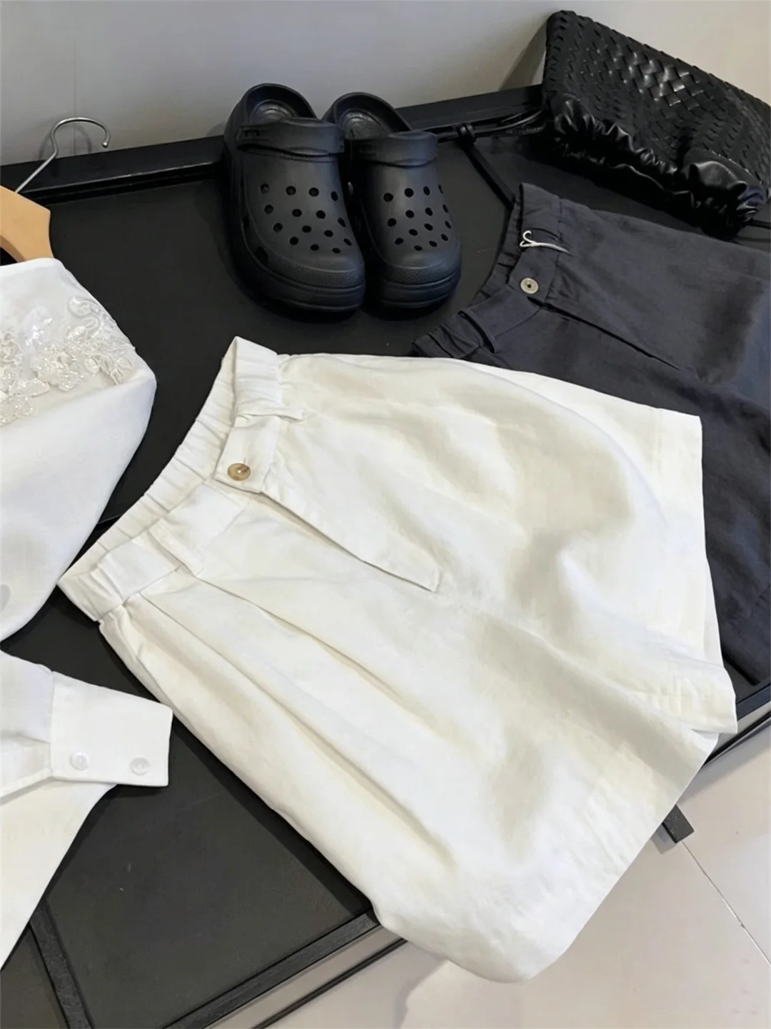 

Ladies High Waist Wide Leg Short Pants Summer New Style Casual Loose Breathable Elastic Waist Versatile Casual Suit Shorts