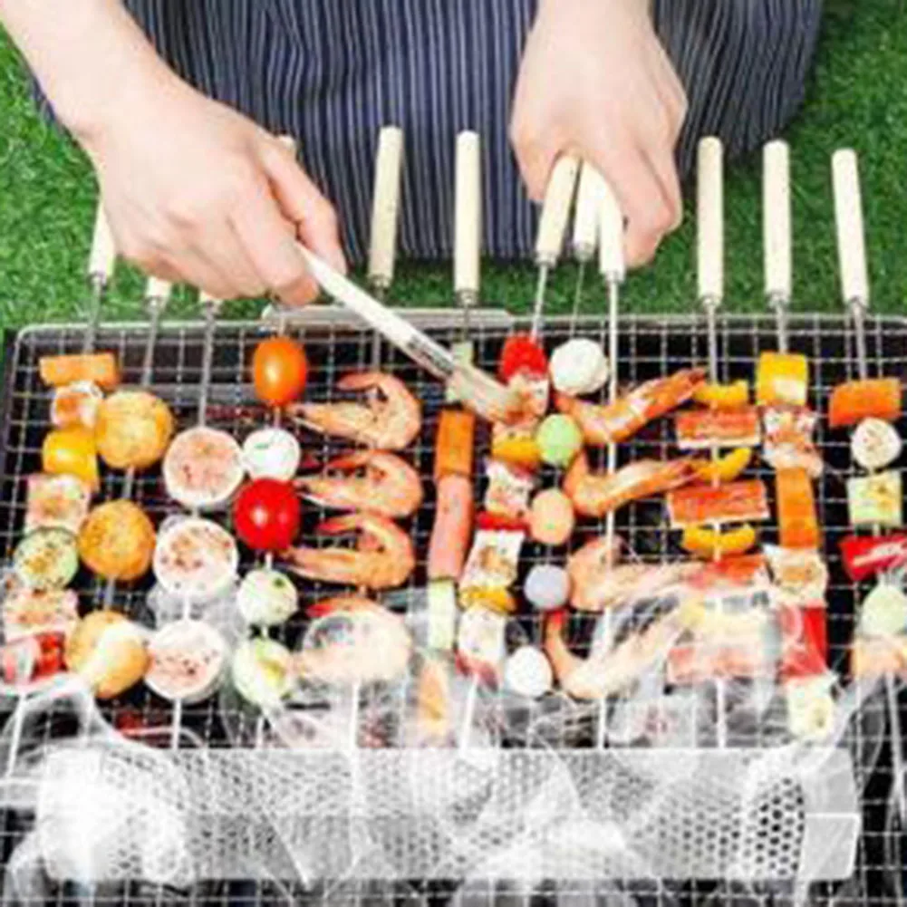 Robust Stainless Steel BBQ Tube Designed to Withstand High Temperatures while Providing a Unique Smoky Flavor Experience