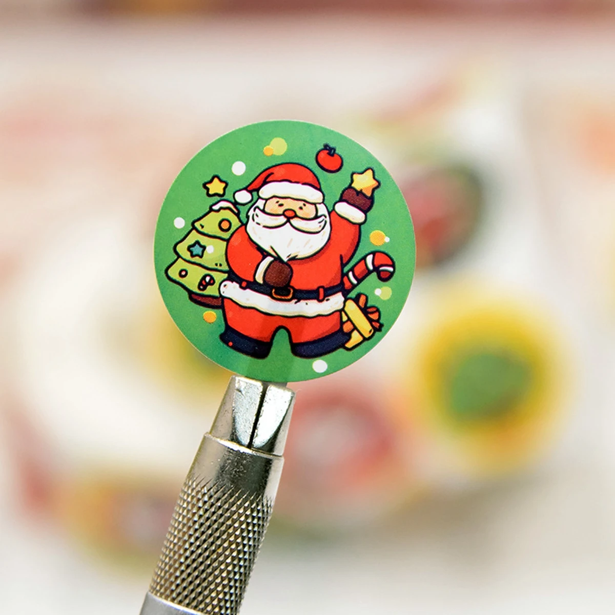 100-500pcs Merry Christmas Stickers Round stickers Christmas Tag for Envelope Sealing Gift Decor Shop Product Packaging Stickers