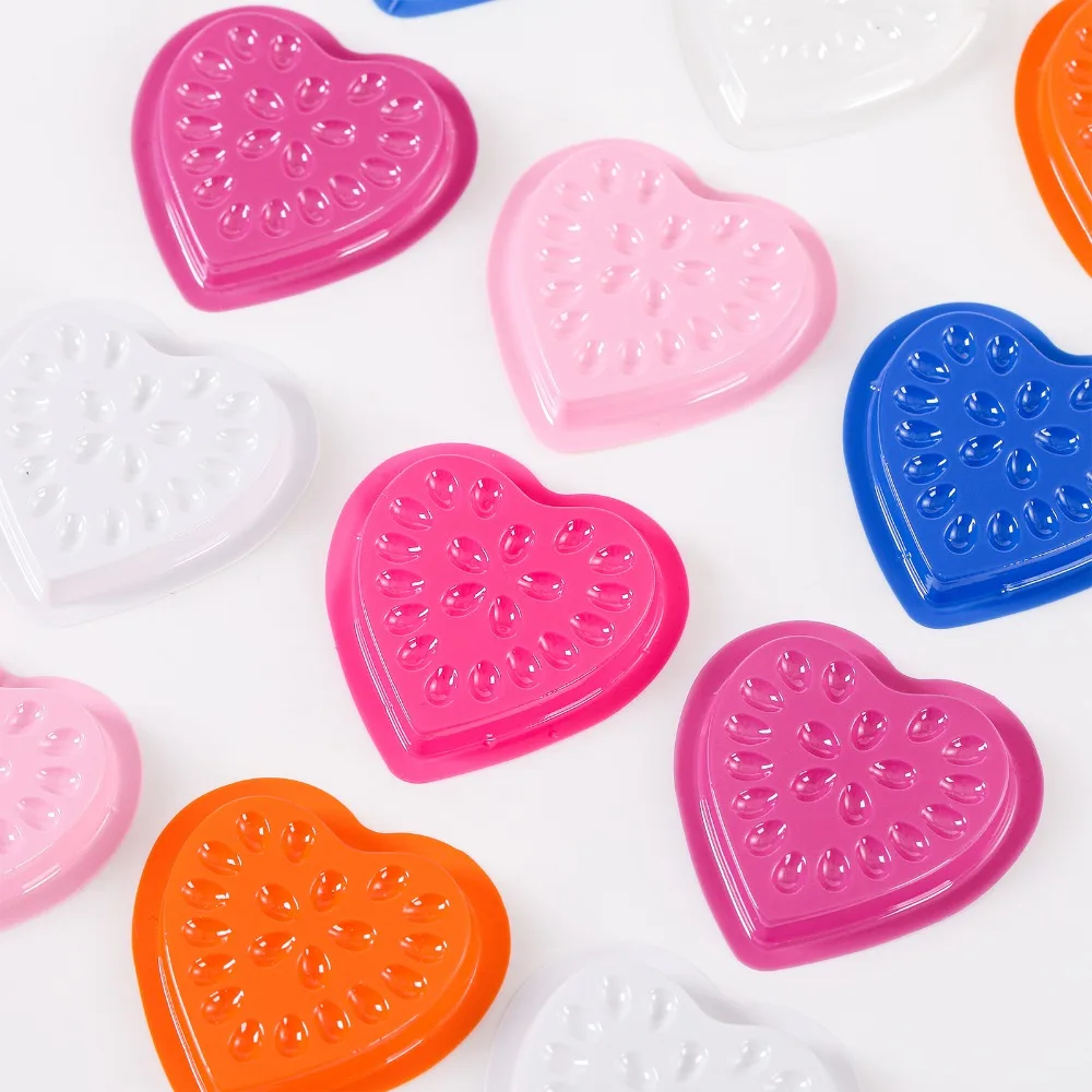 แผ่นกาวติดขนตาปลอมรูปหัวใจ 100 ชิ้น กันน้ำ ถาดใส่กาวติดขนตา แผ่นรองกาวติดขนตา อุปกรณ์ต่อขนตา