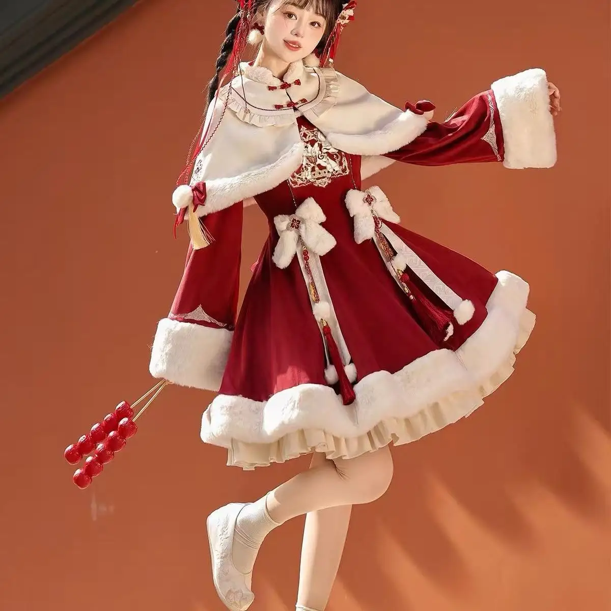 2026 neues Winter-Set im verdickten Mantel-Stil, niedliches Kit-Design, bezauberndes süßes Lolita-Neujahrskleid-Set für Damen