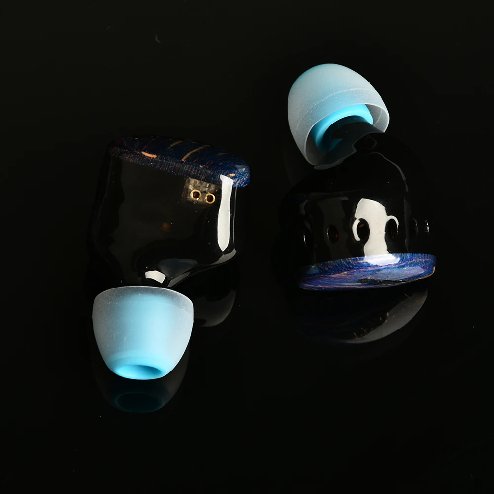 HESSIAN Graphene Unit Open Rear Chamber with Replaceable Cable Design 3D-Printed Black Stabilised Wood Panel 0.78 Hi-Fi Earphone