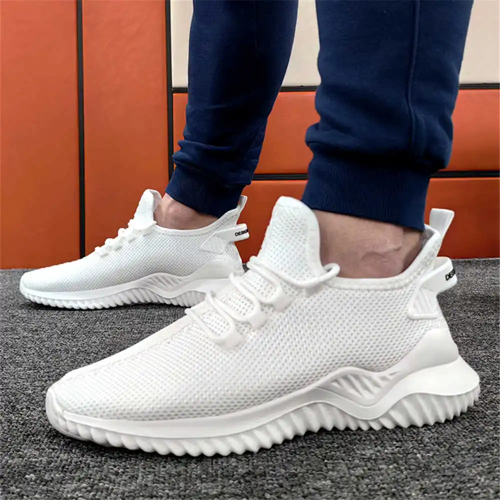 Zapatillas deportivas blancas para hombre, talla 44, estilo mocasín, con ventilación, color morado, oferta especial para atletas, venta al por mayor.