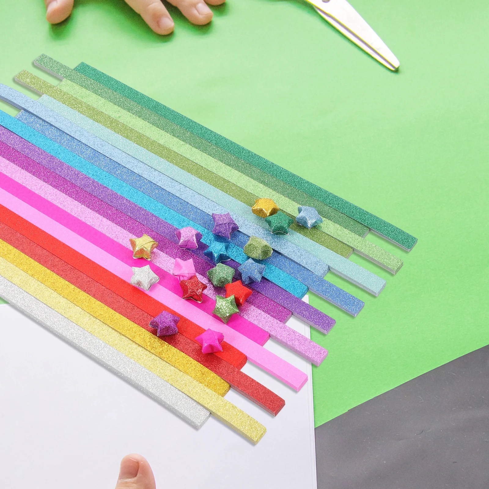 720 Lembar Kertas Origami Bintang Berkilau Strip Kertas Lipat DIY untuk Kerajinan Tangan Dewasa Dekorasi Penghilang Stres