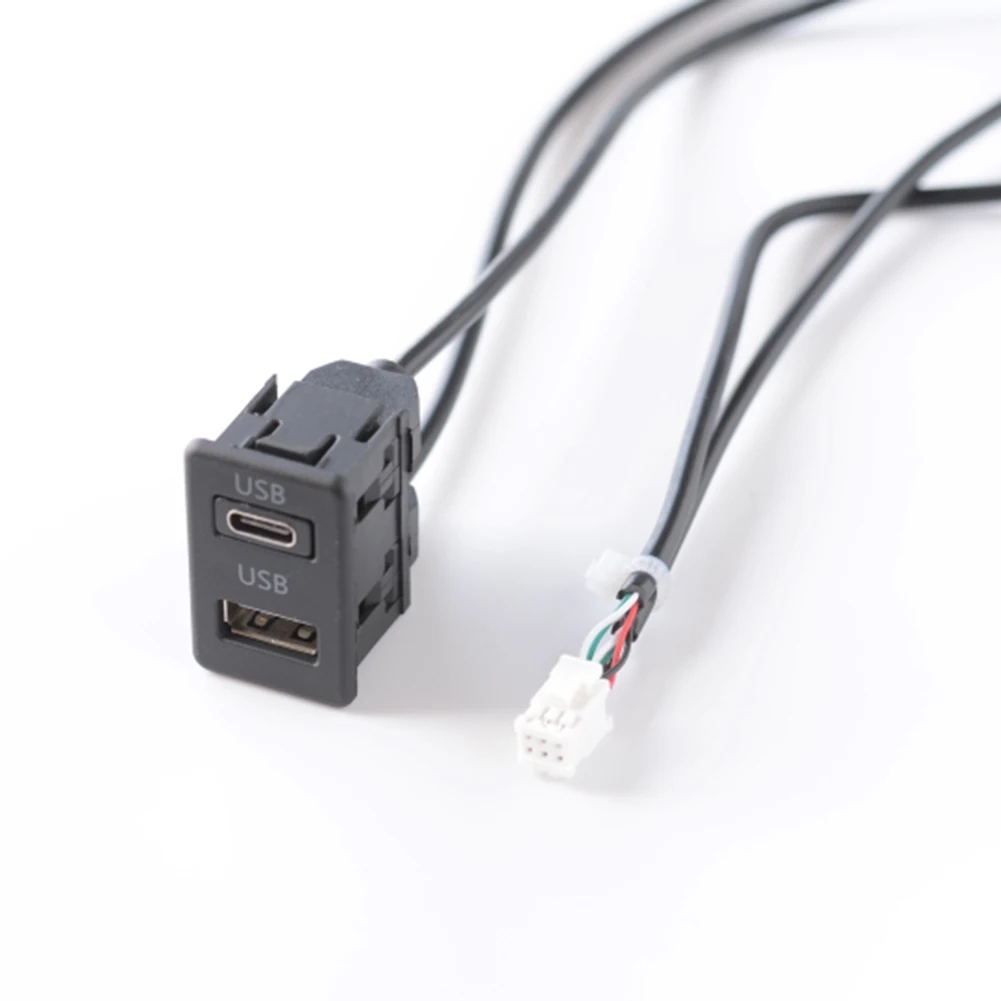 Car Audio Upgrade Black Car Navigation Machine Audio Input Interface 145cm Cable Length 5V Voltage ABS Material
