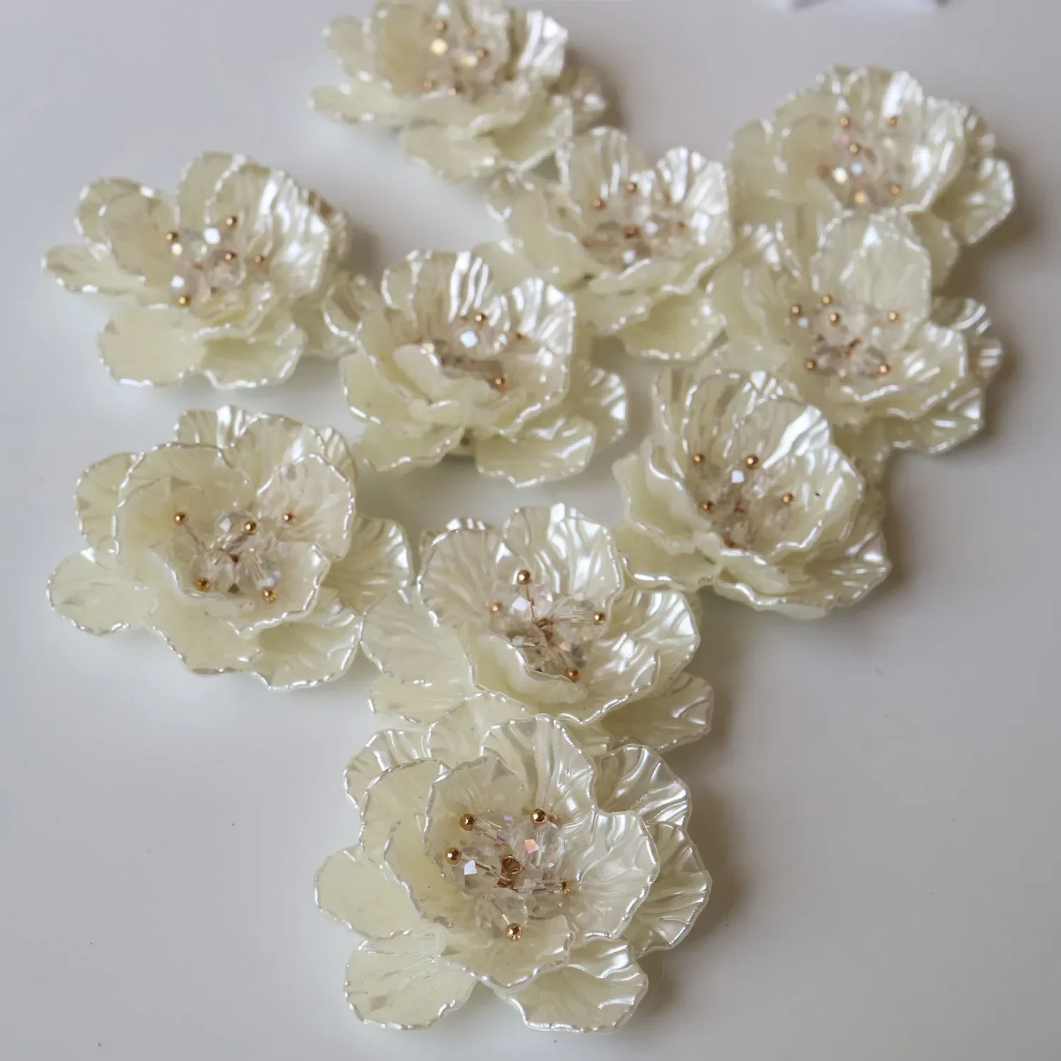 10szt/lot white Pearl beaded Patches for clothes DIY Sew on Flower badge floral Applique parches bordados para