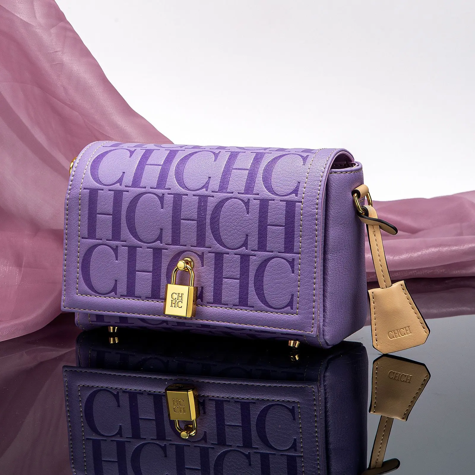 

Женская сумка через плечо с широким ремешком, новая сумка-коробка с тиснением 2026, модная квадратная сумка через плечо для повседневного использования