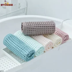 1Pcs 34*34cm 100% Cotton Waffle Plaid Soft Face Towels for Kids Baby Hand Towel Face Care Bathroom Sport Hair Towel Square