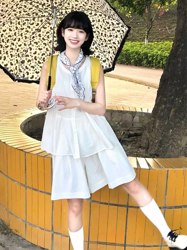 

Fashionable White Doll Shirt And Pants Set Women's Summer New Small Size Vest Shorts Two-Piece Set Sweet Style Anti-Aging