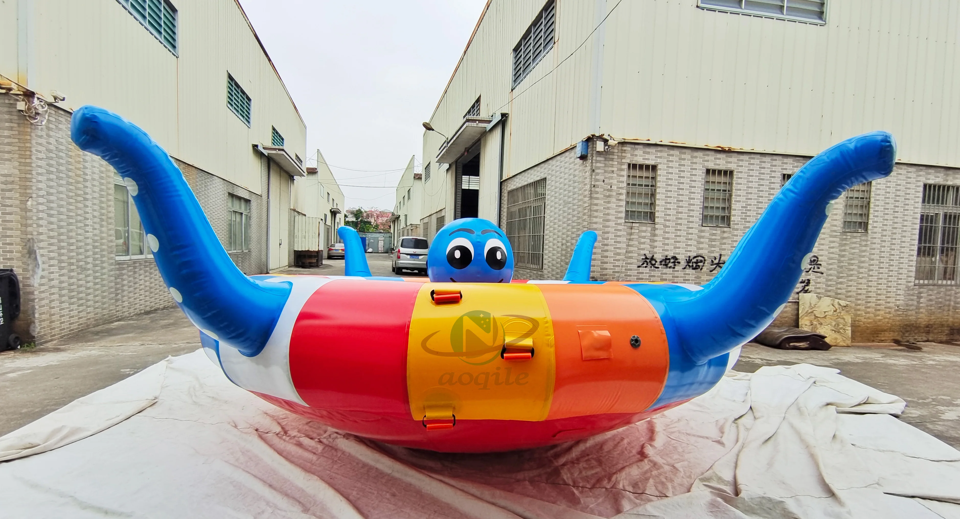 6-10 People Funny Octopus Shape Spinning Ufo Towable Tube Rotating Inflatable Disco Boat for Sale