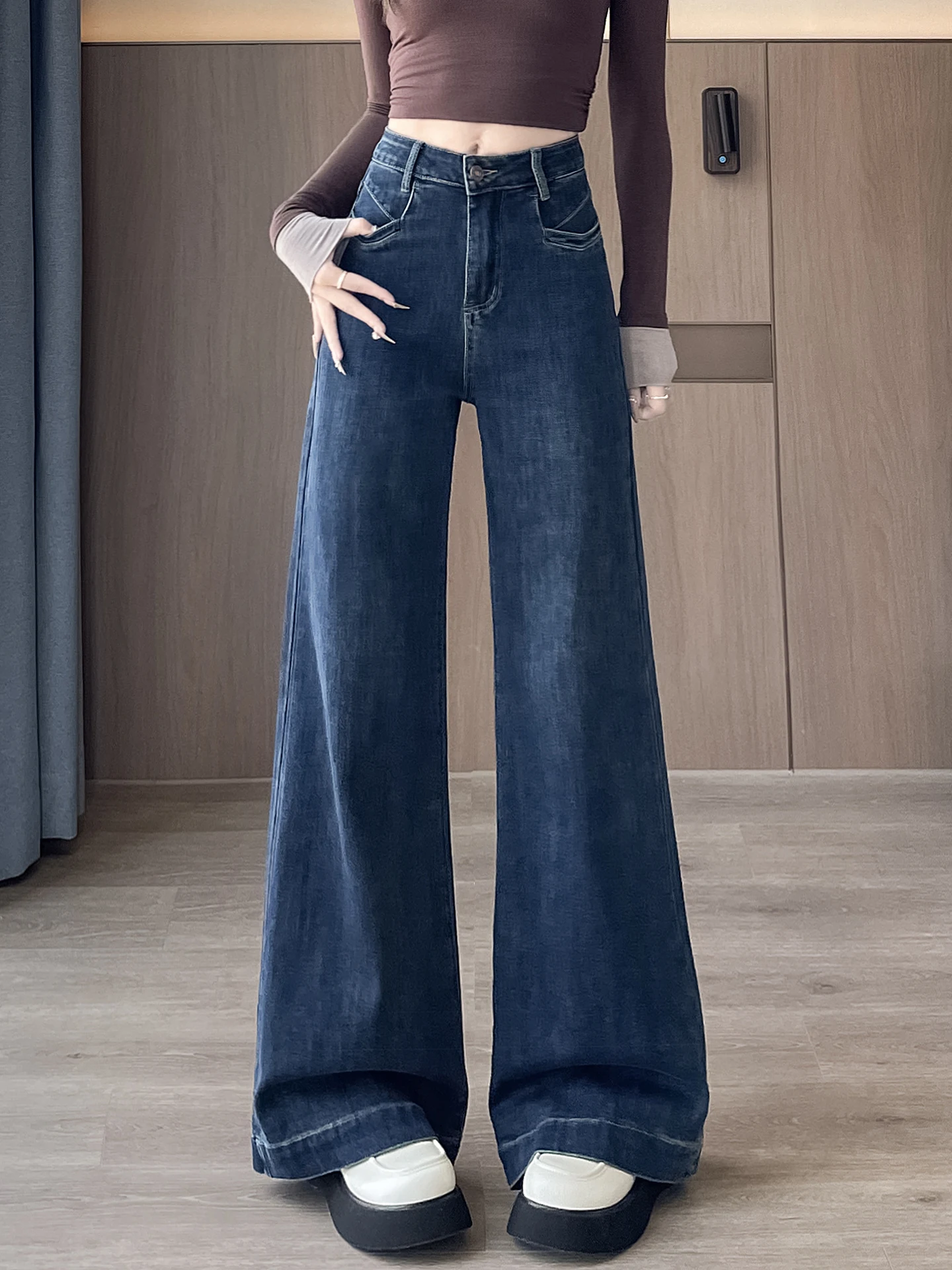 Jeans dimagranti a vita alta a gamba larga da donna Primavera Autunno Pantaloni larghi in denim di piccola statura Pantaloni casual dal taglio dritto