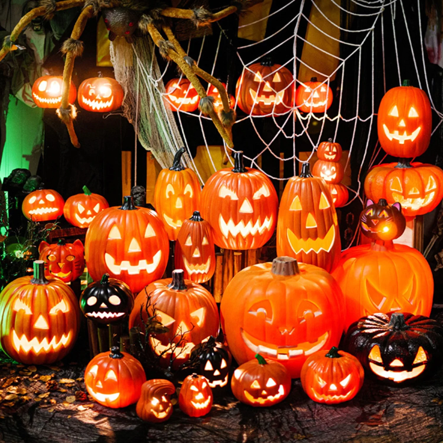 Halloween scary pumpkin decorative lights, suitable for front yard, backyard, garden, indoor and other space decorations.