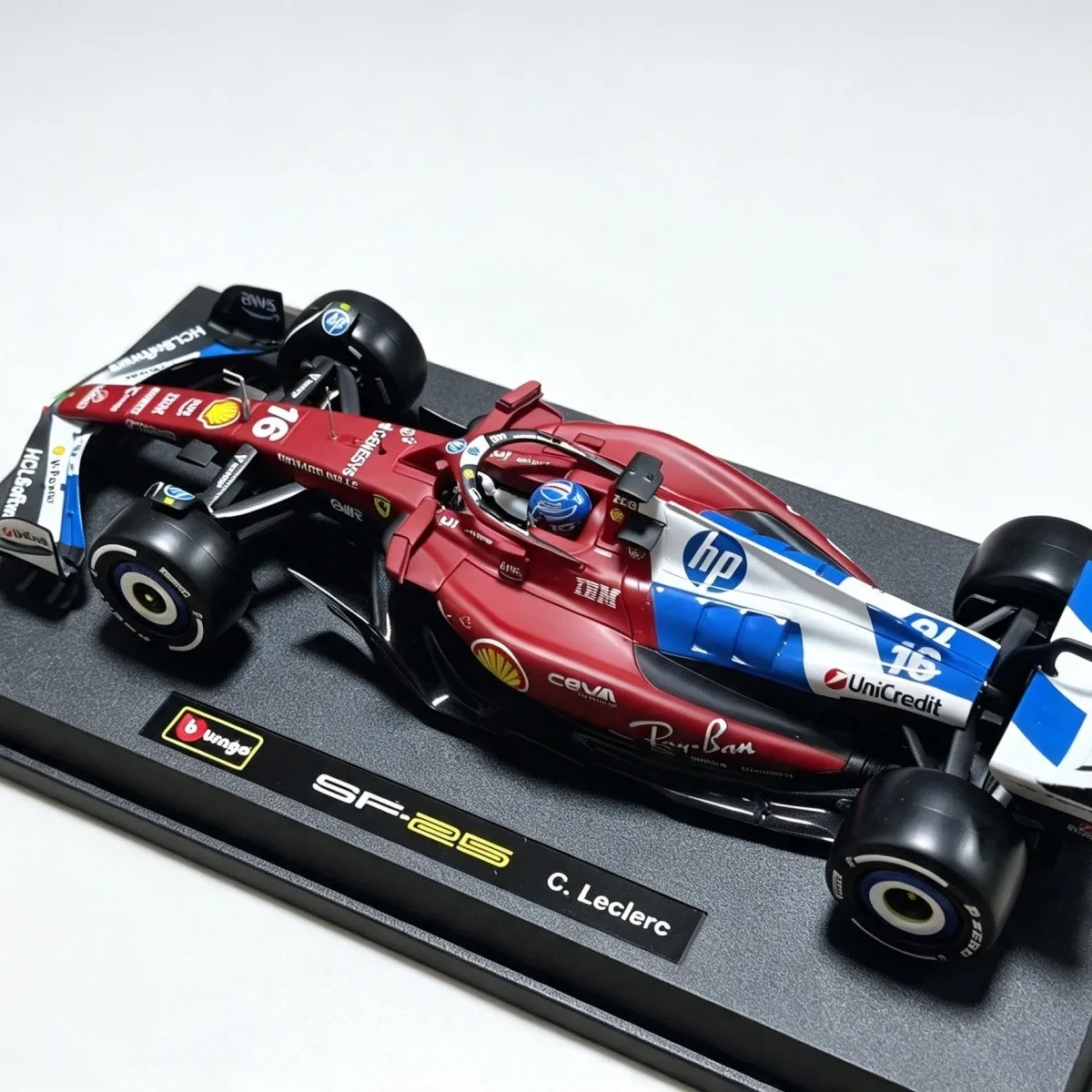 Bburago 1:18 Ferrari SF25 2025 Miami GP F1 Racing Car #16 Leclerc #44 Hamilton Alloy Diecast Model Collectible Hobby Gift