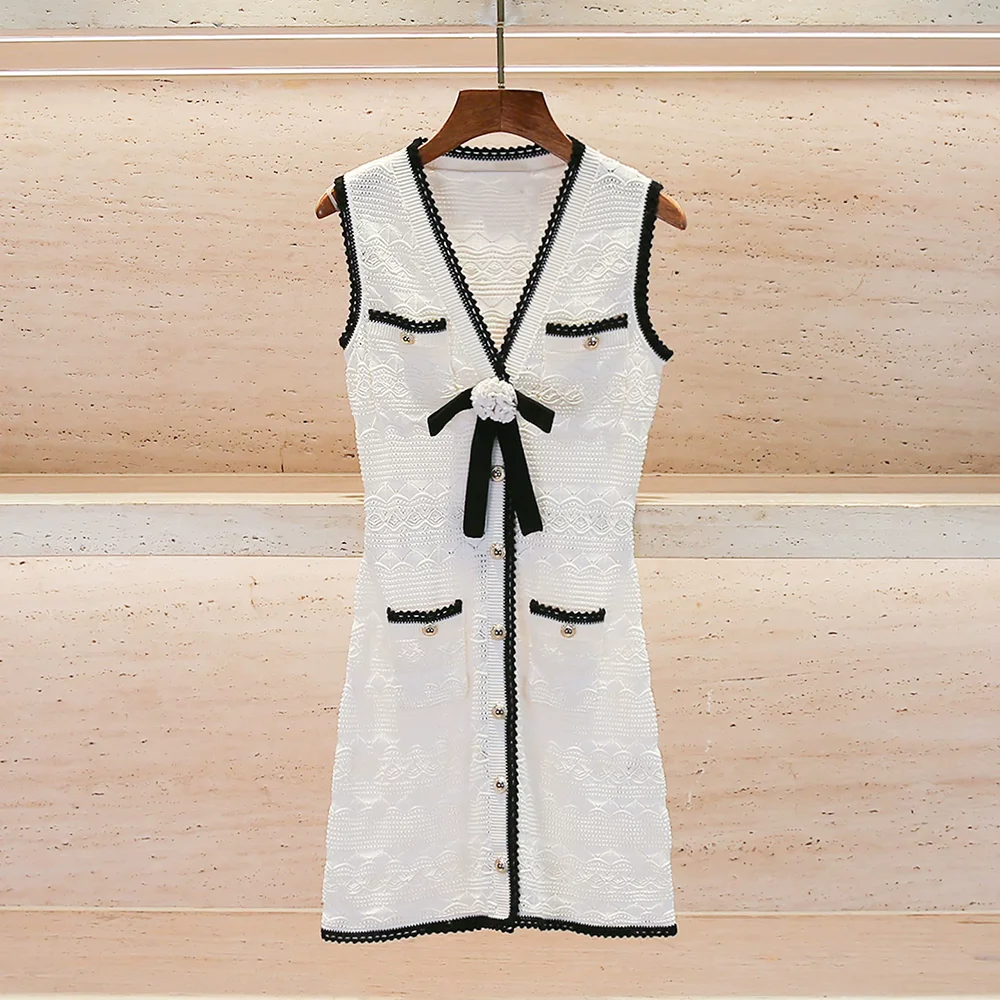 Small fragrance V-neck sleeveless knitted dress - Color-matching edge bow tie waist slim-fit full-hip dress - 2026 new style