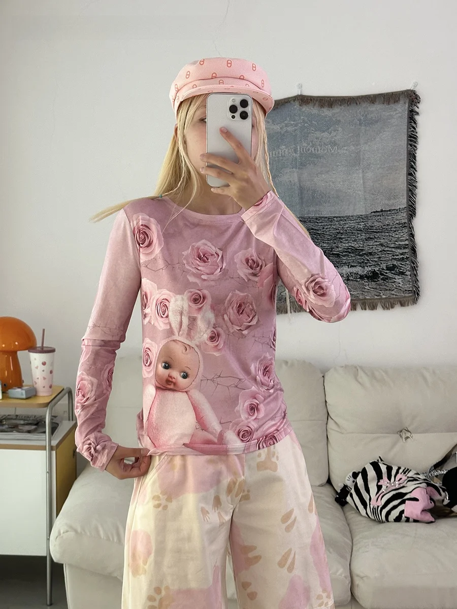 

Pink Retro Doll Slim Fit round Ne Long Sve T-irt Women's Casual Faion Regular Length Glue Fiber 94% Spandex 6%