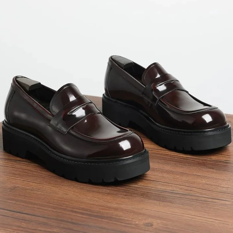 High-end Cowhide Leather Shoes For Men Round-toe Slip-on Shining Patent Leather Business Formal Shoes Man Dress Loafers