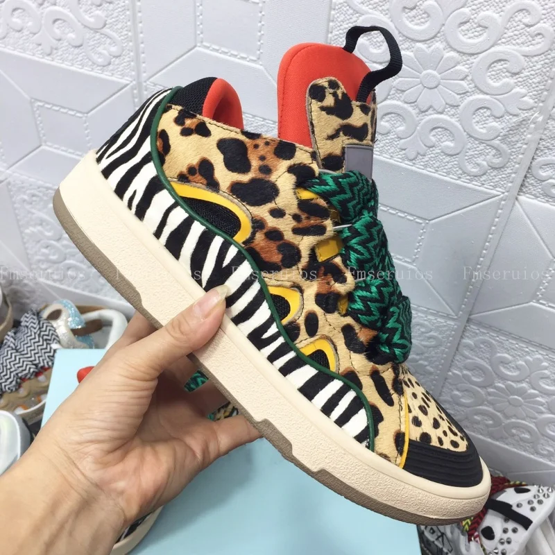 

Уличная модная мужская и женская повседневная обувь, кроссовки, разноцветные туфли на плоской подошве со шнуровкой, граффити, обувь с леопардовым узором, брызги чернил, повседневный шик