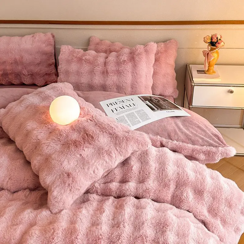 Hypoallergenic Ultra Soft Pillowcases Pair Premium Rabbit Fur Texture Velvet 48x74cm Fade Resistant Warm Cozy Bedding All Season