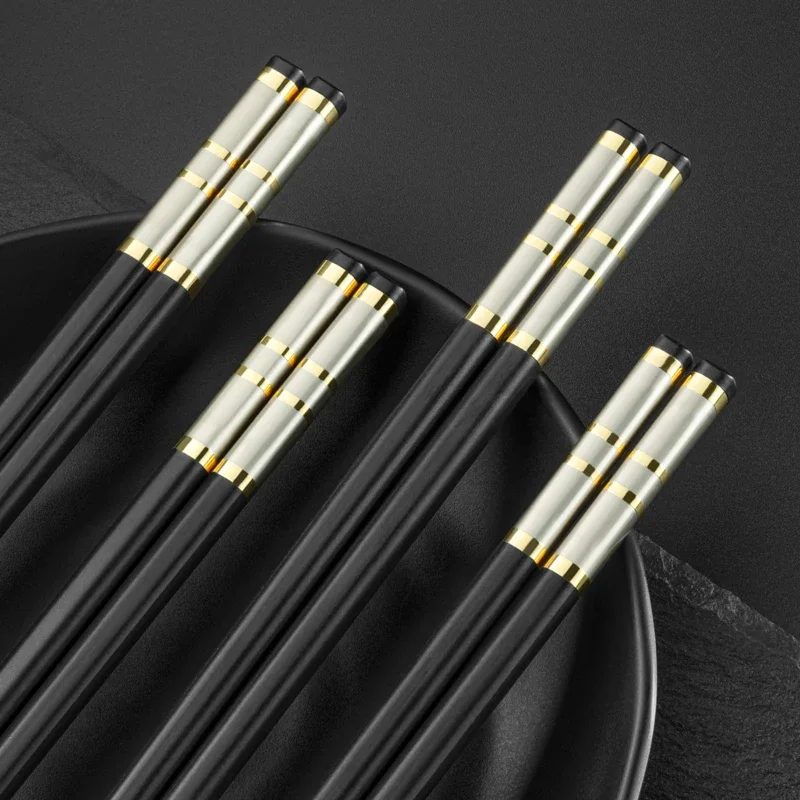 

Chinese Style Kitchen Alloy Chopsticks Set, High-end Korean Chopsticks, Japanese Kitchen Sushi Chopsticks and Tableware Set