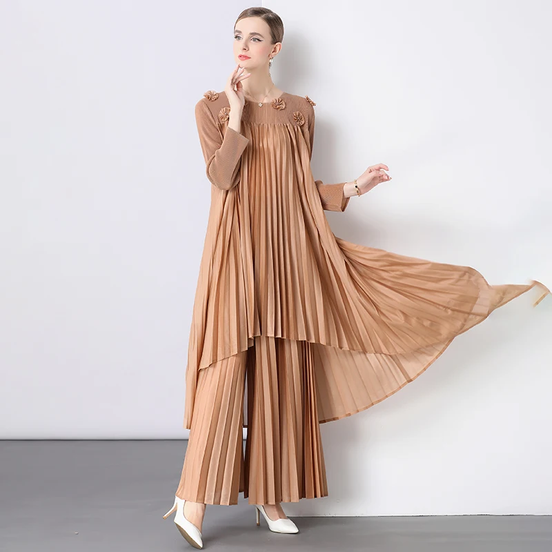 Set Lengan Panjang Manik-manik Bunga 3D Kain Berlipat Wanita 2025. Celana Berlipat Kaki Lebar Pelangsing Pinggang Tinggi, Atasan Kerut Panjang Sedang