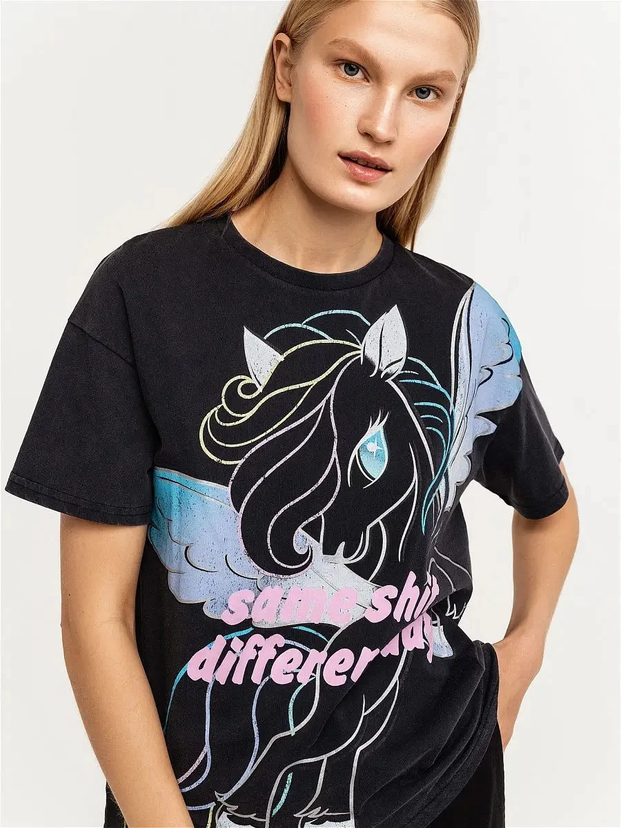 

2025 New Colorful Pony Printed Pattern T-shirt Loose Round Neck Summer Women's Short Sleeve Fashion Casual Sports Top