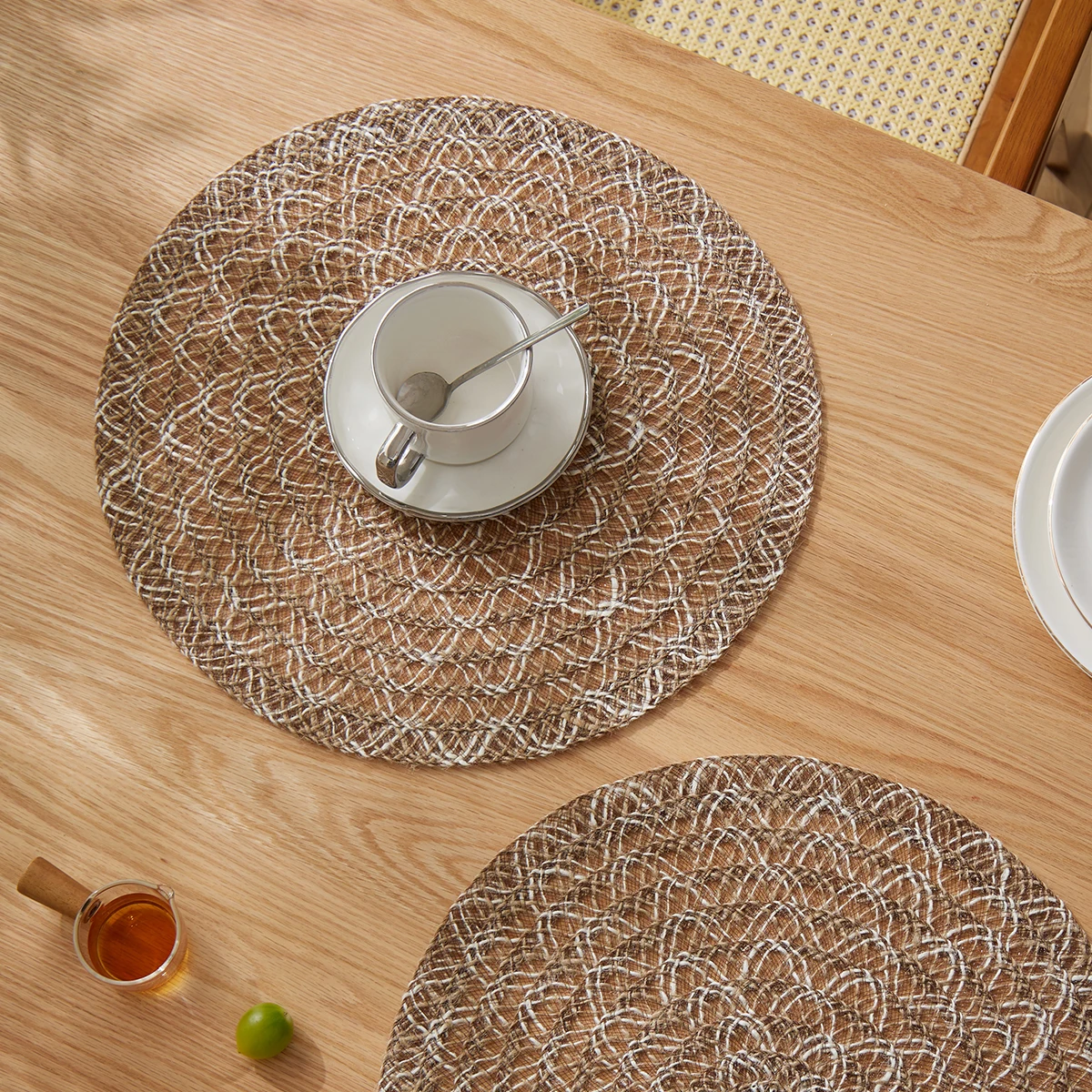 4/6PCS Natural Jute Placemats Heat-Resistant Non-Slip Table Mats for Dining Kitchen Table