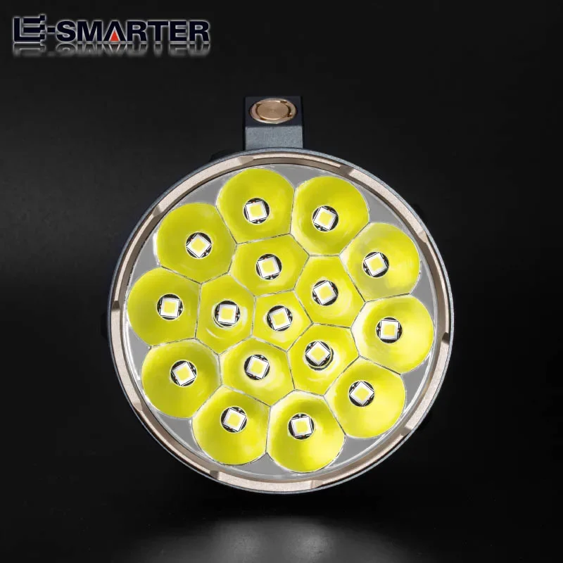 Fan Cooling Handheld Light 16 * P50 High Lumen Flashlight Outdoor Camping Adventure Work Giant Bright Handheld Light