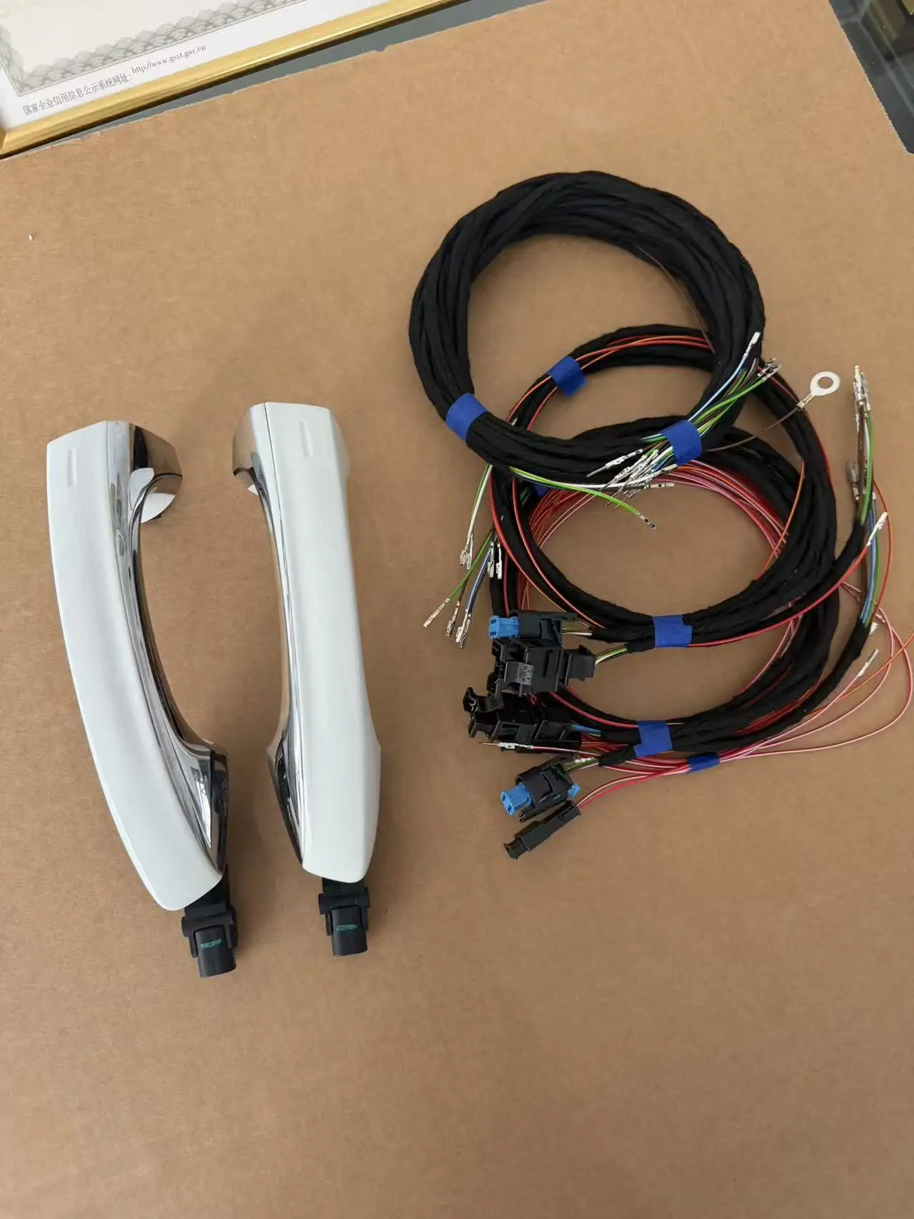 OEM For VW TAYRON T-roc Upgrade Rear Door Keyless Entry 6pin with Light Door Handle 55A837205B 55A837206B