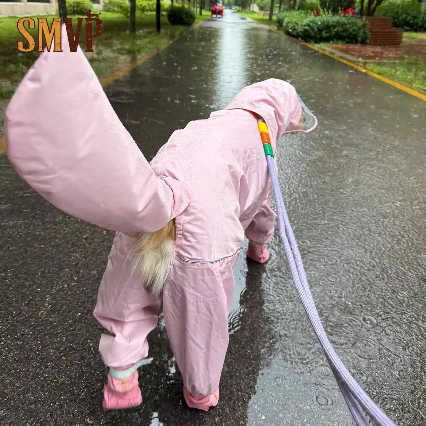 

Medium and Large Dog Dog Raincoat Four-legged Waterproof All-inclusive Plus Mask Large Dog One-piece Poncho Cloak