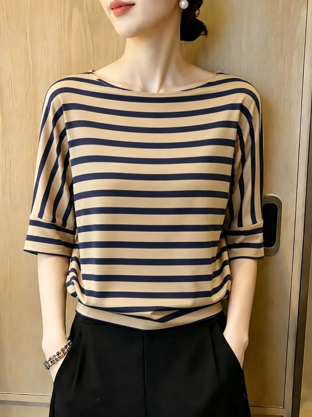 Fashionable Striped Color Block round Neck T-Shirt Women's Commute Style Summer 2026 Poetic Lin Korean Version Straight Cut