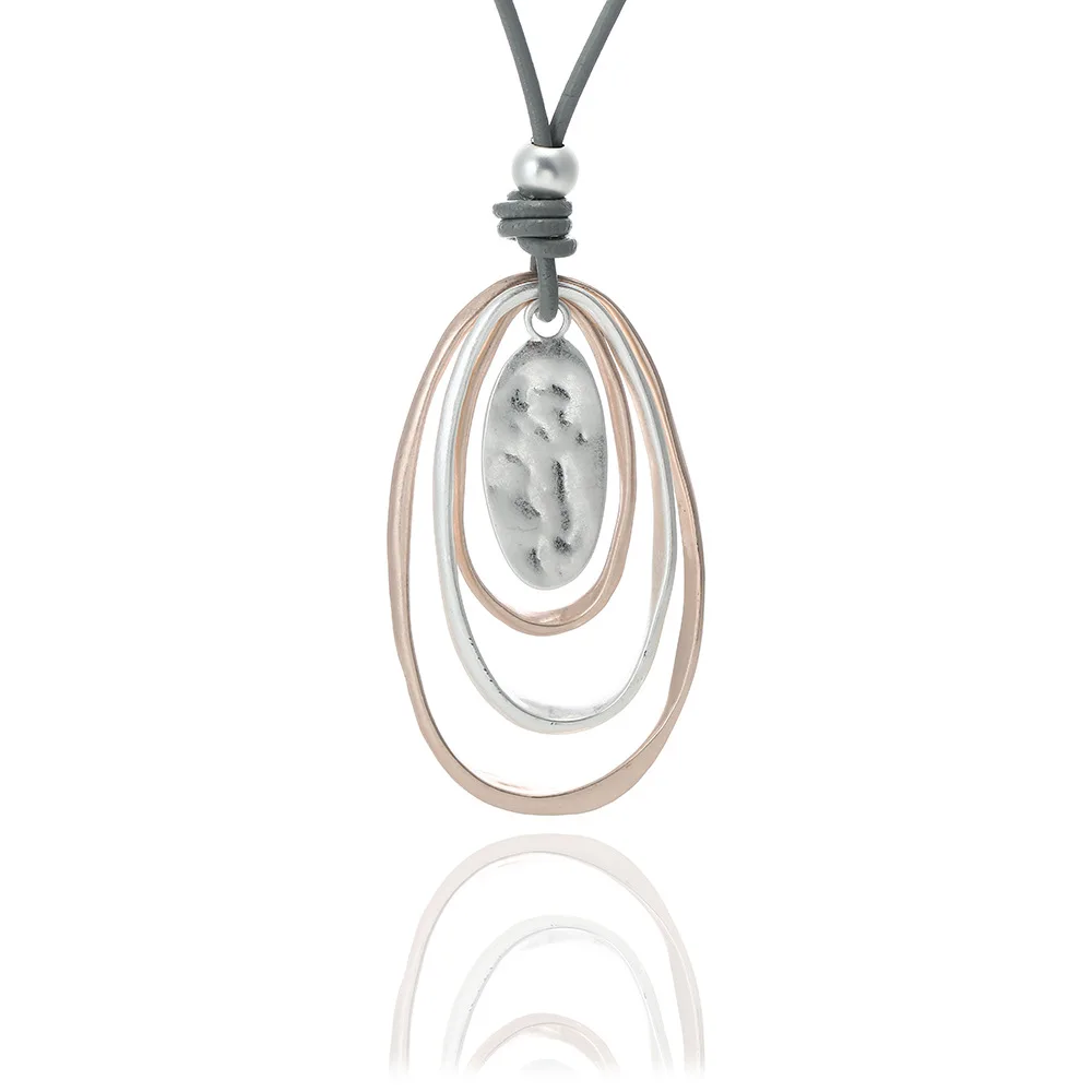 

Kaseakia Sweater Chain with Fashionable and Simple Geometric Oval Pendant, Women's Statement Long Necklace