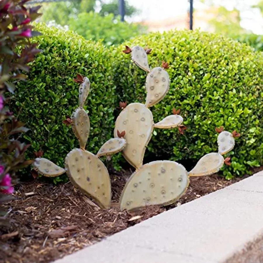 Prickly Pear Cactus - Indoor/Outdoor Metal Yard Art Yard Decor, All Weather, Steel, Rustic Brown, Durable UV-Resistant Finish