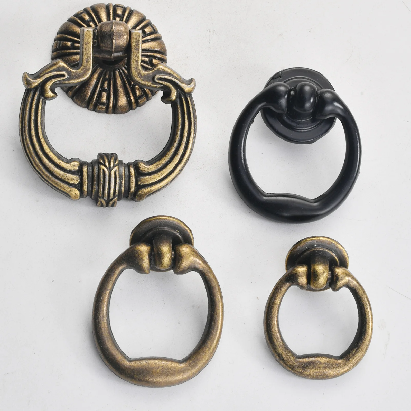 Foreign trade antique bronze handle European wardrobe door drawer handle cabinet door handle single hole circle zinc alloy