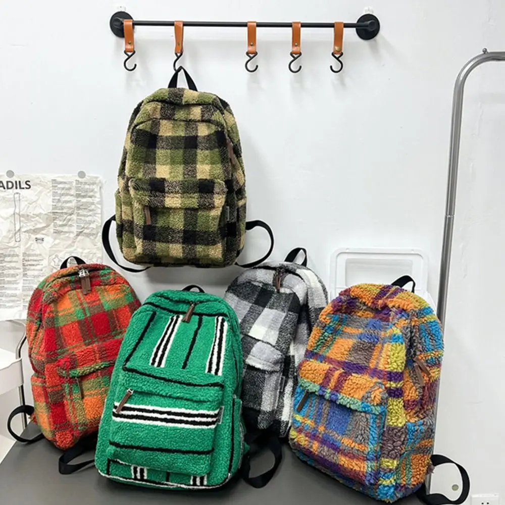 Tas ransel kotak-kotak, gaya Korea, warna-warni, kapasitas besar, tas ransel bulu domba, tas bahu trendi, tas siswa