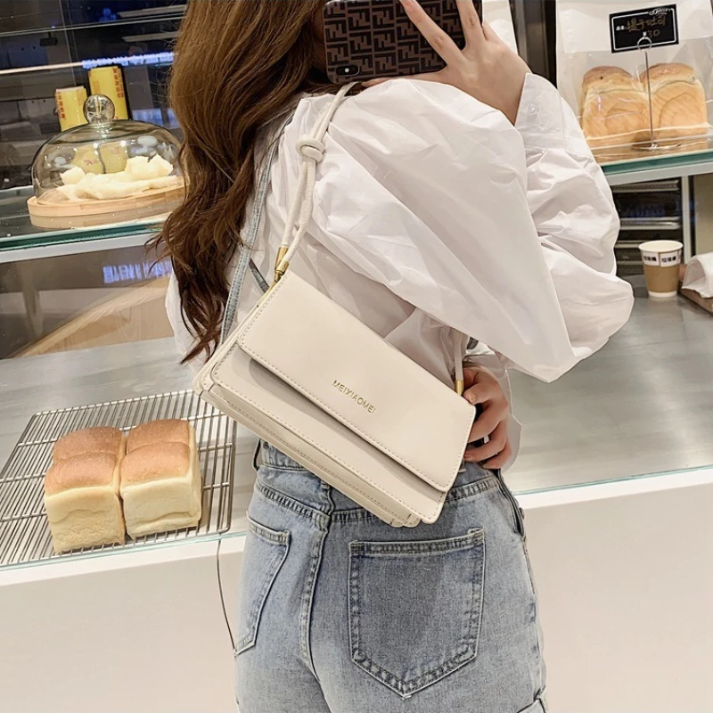

Senior sense of retro small bag female 2025 new tide niche armpit bag ladies fashion with single product shoulder crossbody bags