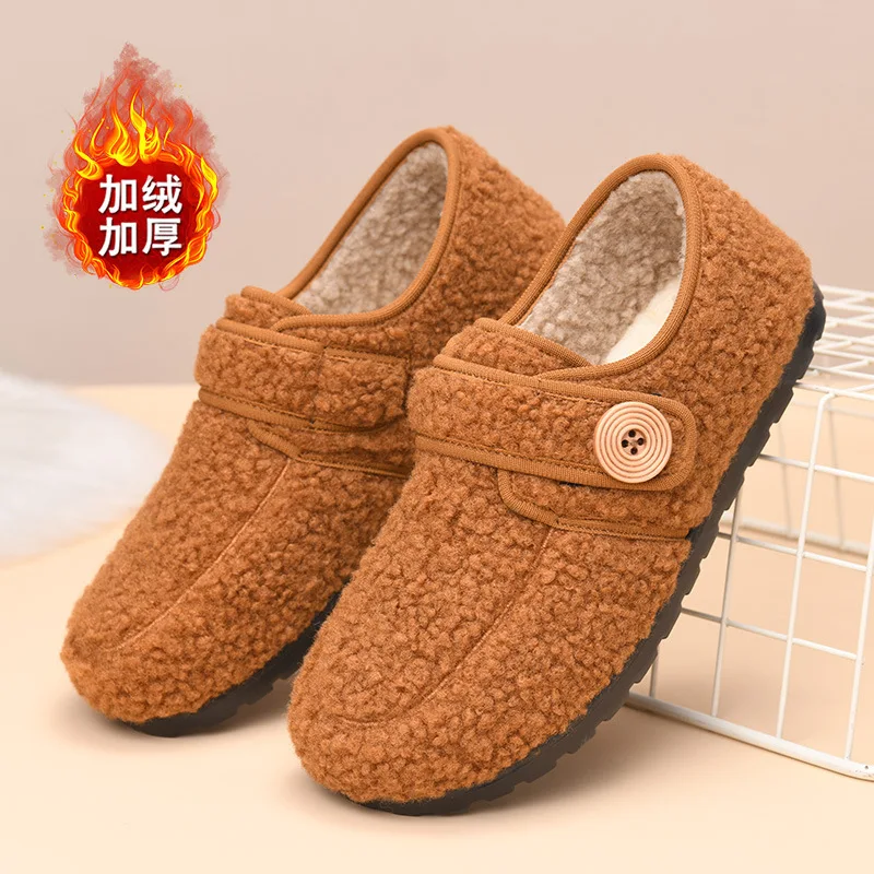 أحذية شتوية جديدة سميكة من الفرو أحذية نسائية دافئة من القطن Boken أحذية مسطحة مضادة للانزلاق للأمهات