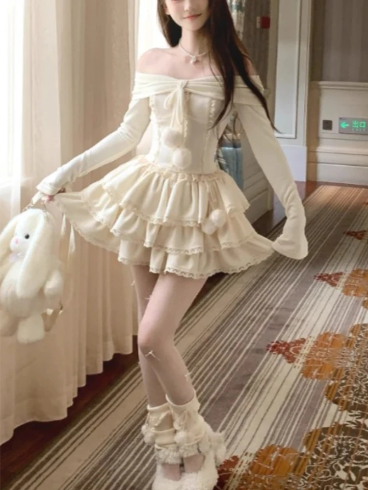 الكورية الحلو أنيقة 2 قطعة مجموعة المرأة خارج الكتف متماسكة أعلى تكدرت المتدرج تنورة الخريف الشتاء لطيف كريم لينة فتاة الزي