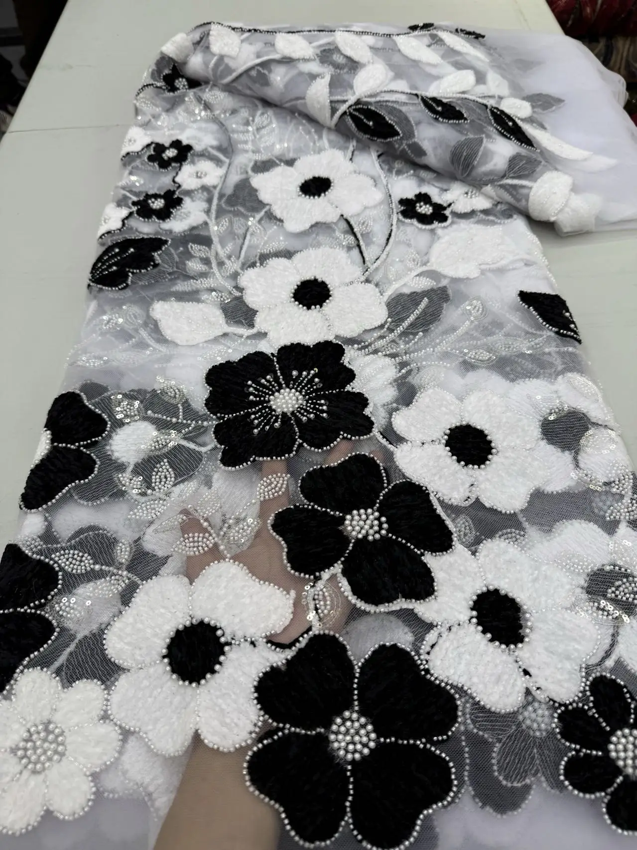 

High-Quality African Nigerian Tulle Lace Fabric Sequins Embroidery French Guipure Wedding Party Dresses Beaded 5 Yards 2025