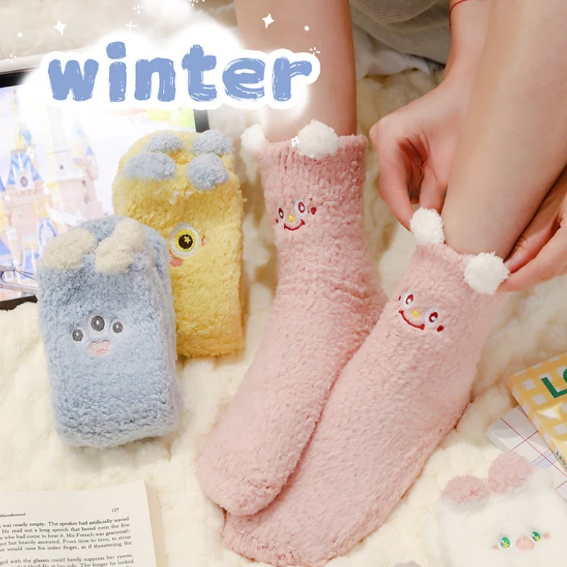 شتاء جديد جوارب بأشكال مضحكة النساء لطيف الكرتون ثلاثية الأبعاد الأذن المطرزة الحيوان نمط الجوارب الطويلة سميكة الدافئة المرجان الصوف المنزل جوارب يمكن السير بها على الأرض #3